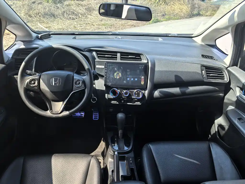 Fit 2018 1.5L CVT Comfort Edition купить на сайте DeffCars