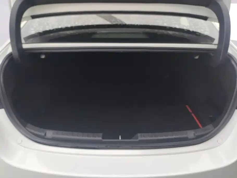 Mazda Axela 2021 1.5L Automatic Hyatt Edition купить на сайте DeffCars