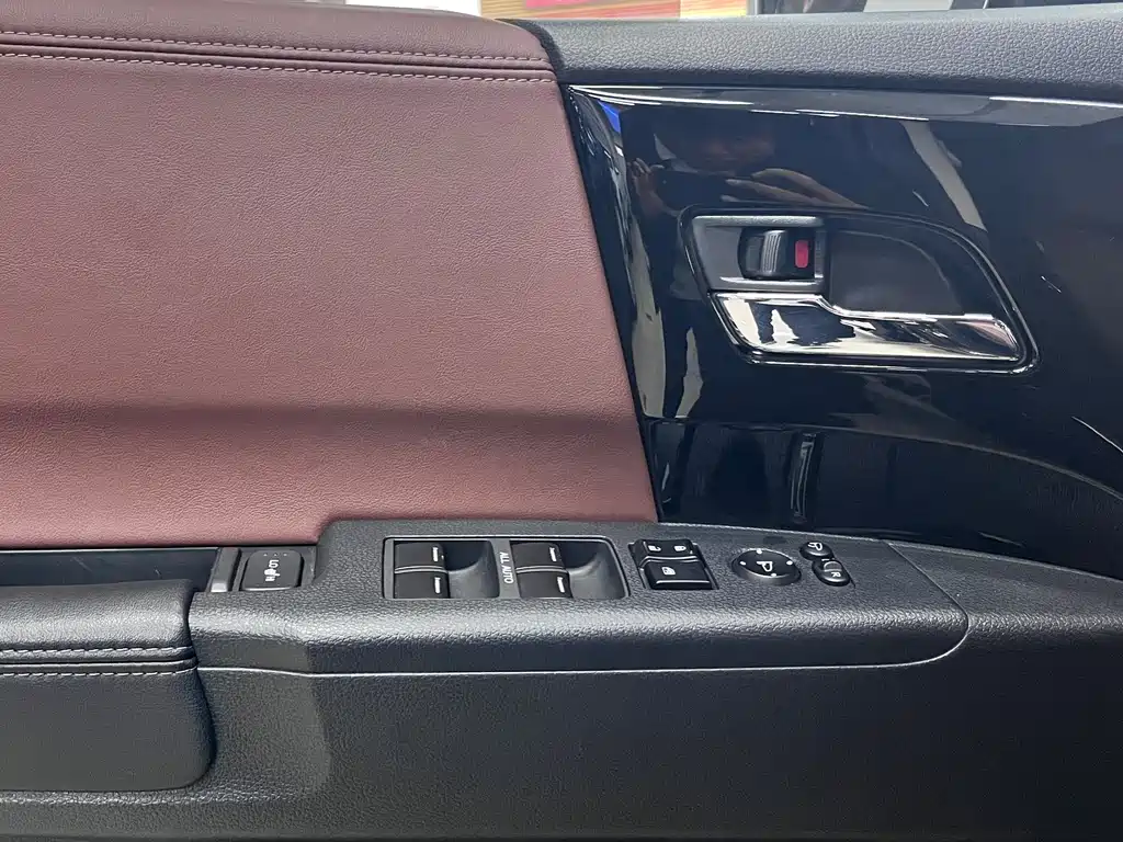 Alison 2019 2.0L Hybrid Extreme Edition купить на сайте DeffCars