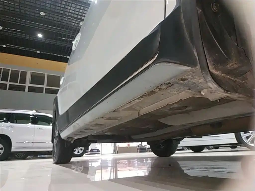 YARiS L Zhixuan 2022 Zhixuan X 1.5L CVT luxury PLUS version купить на сайте DeffCars