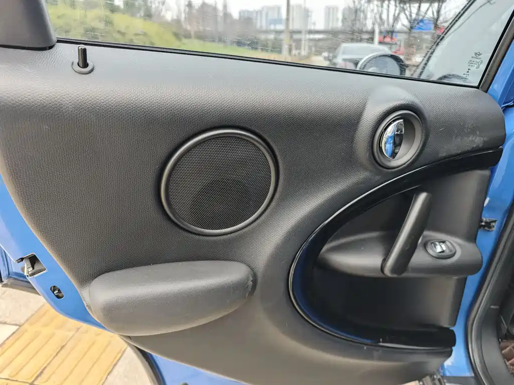 MINI COUNTRYMAN 2014 1.6L COOPER Excitement купить на сайте DeffCars