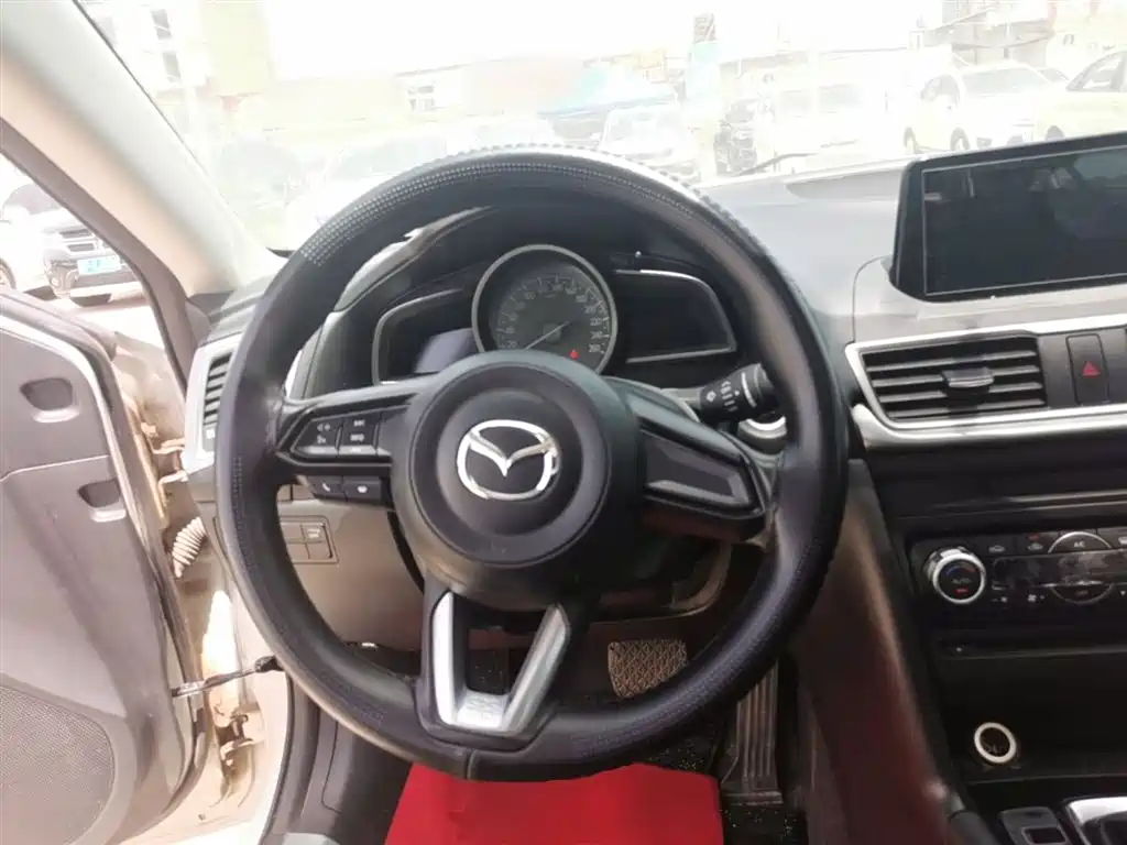 Mazda3 Angkesela 2017 sedan 1.5L automatic luxury model National V купить на сайте DeffCars