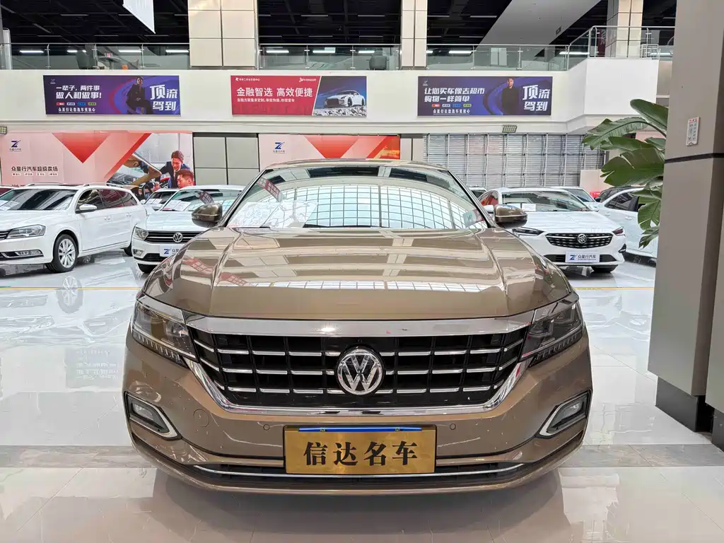 Passat 2020 330TSI Deluxe Edition National VI купить на сайте DeffCars