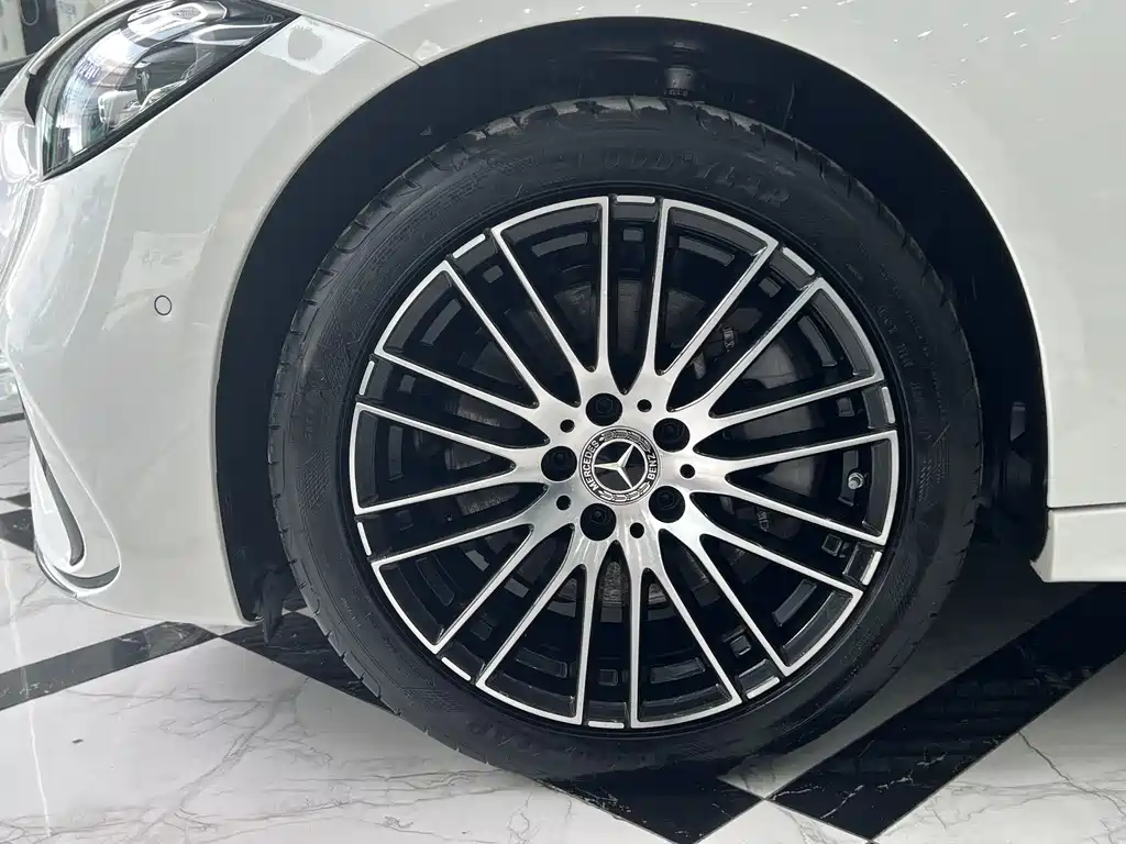 Mercedes-Benz C-Class 2024 C 260 L Sports Edition купить на сайте DeffCars