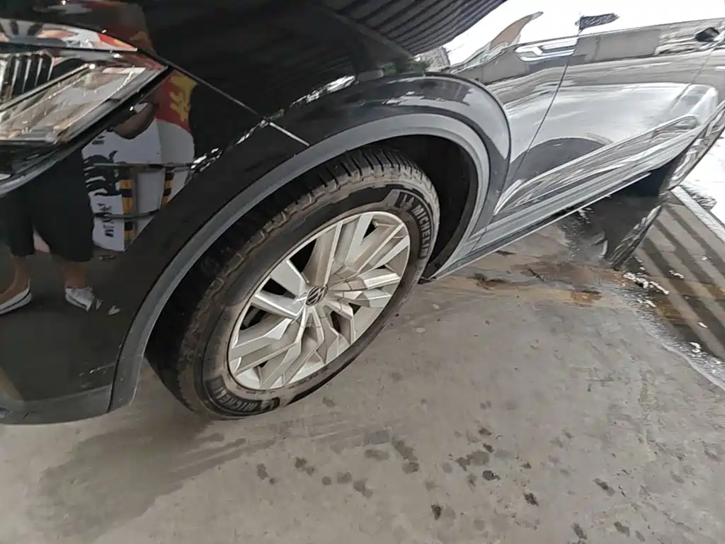 Touareg 2021 2.0TSI Navigator Special Edition купить на сайте DeffCars