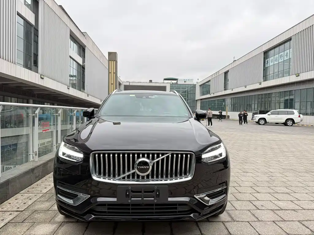 Volvo XC90 2022 B6 Zhiyi Luxury Edition 7 seats купить на сайте DeffCars