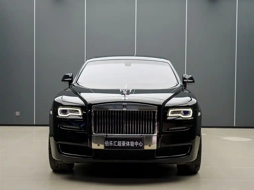 Ghost 2015 Series II Standard Edition купить на сайте DeffCars