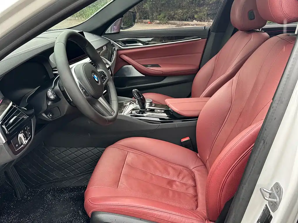BMW 5 Series 2020 530Li Exclusive M Sports Package купить на сайте DeffCars