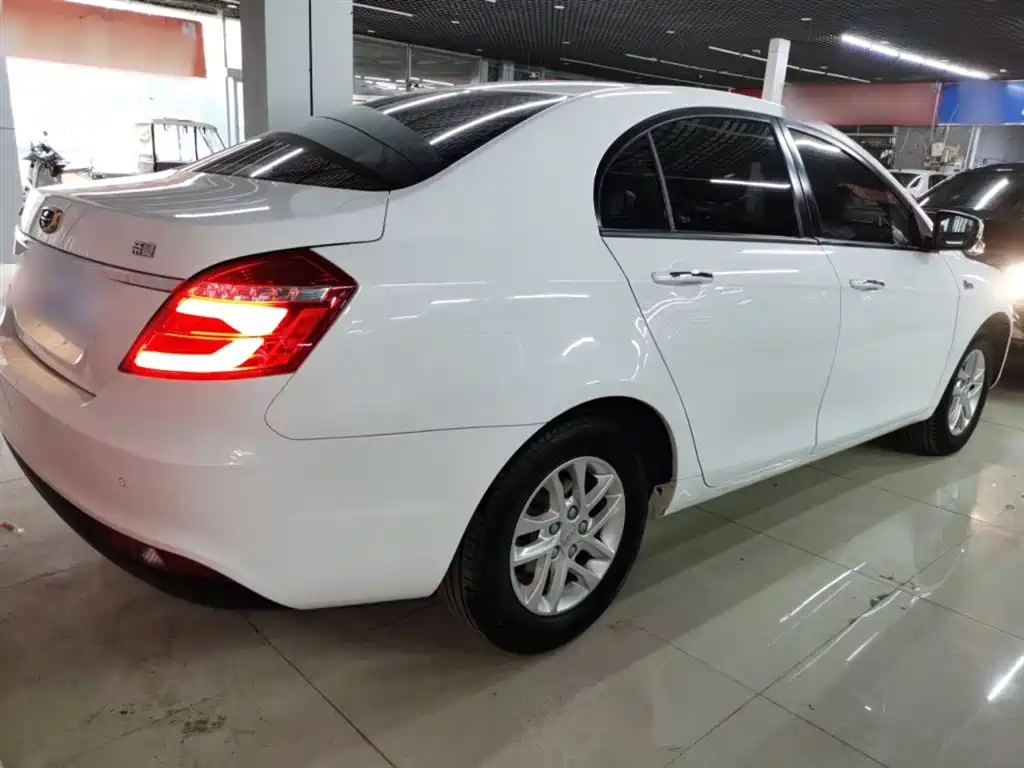 Emgrand 2017 Sedan Million Model 1.5L Manual Luxury Model купить на сайте DeffCars