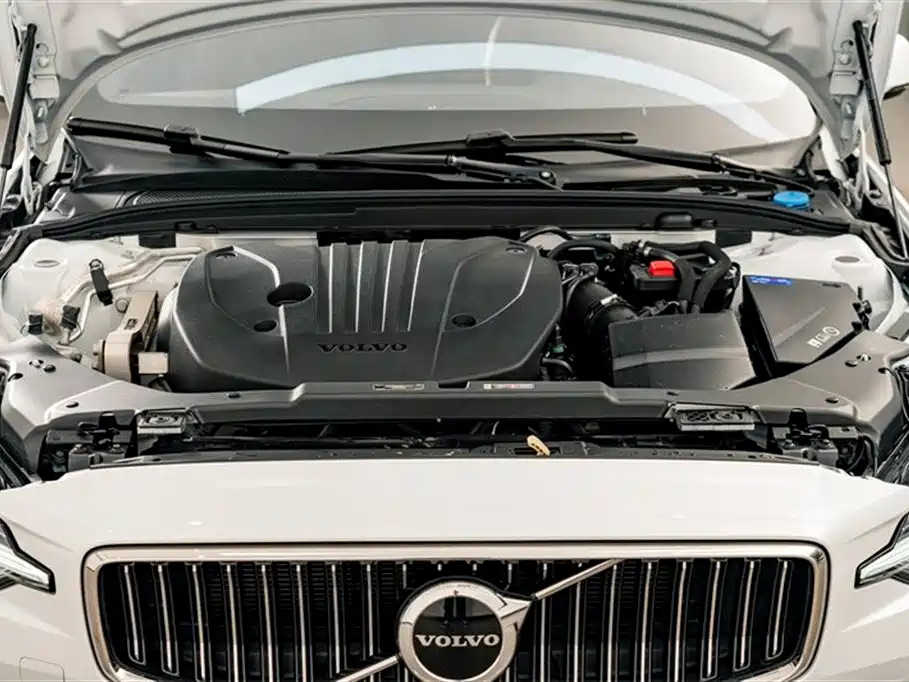 Volvo S60 2024 B4 Zhiyuan Luxury Edition купить на сайте DeffCars