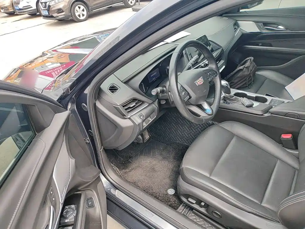 Cadillac CT4 2022 28T luxury model купить на сайте DeffCars