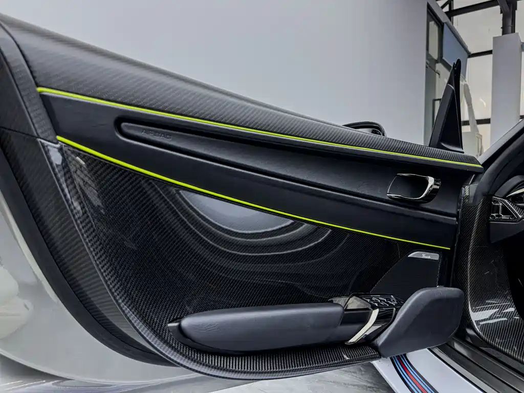 918 Spyder 2014 4.6L купить на сайте DeffCars