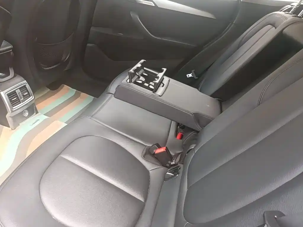 BMW X1 2018 sDrive20Li Leading Model купить на сайте DeffCars