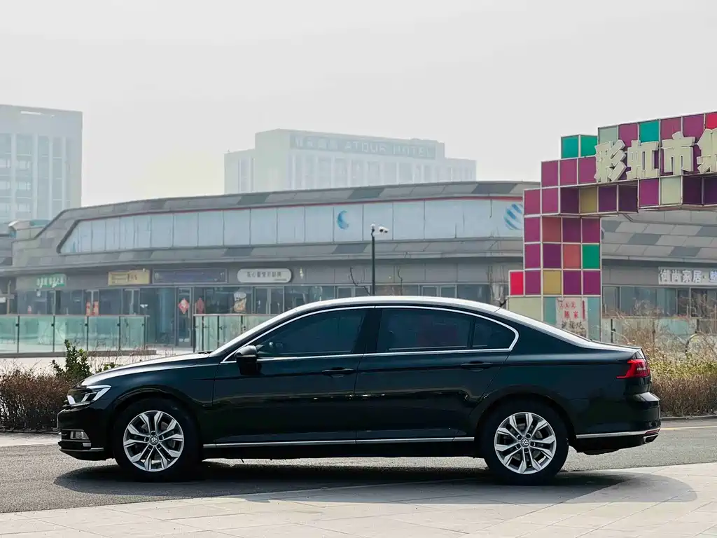 Magotan 2017 330TSI DSG luxury model купить на сайте DeffCars