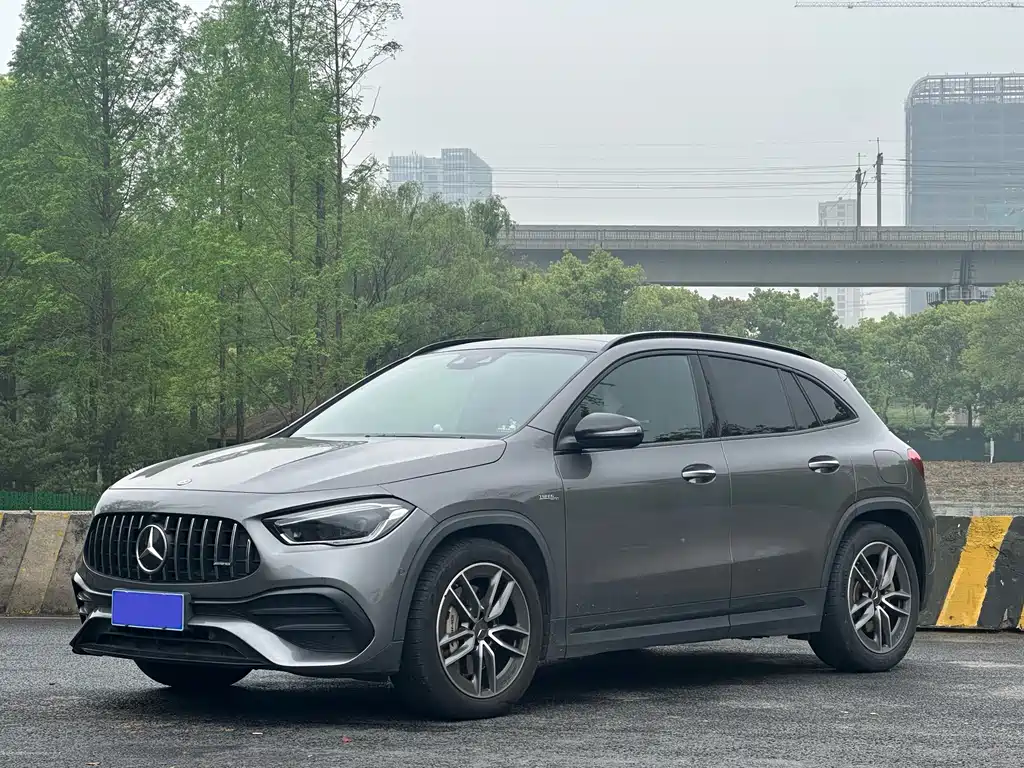 Mercedes-Benz GLA AMG 2022 AMG GLA 35 4MATIC купить на сайте DeffCars