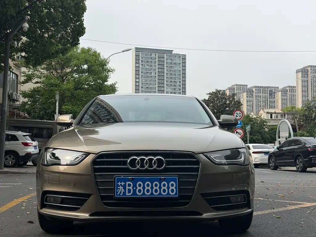 Audi A4L 2013 35 TFSI automatic standard купить на сайте DeffCars