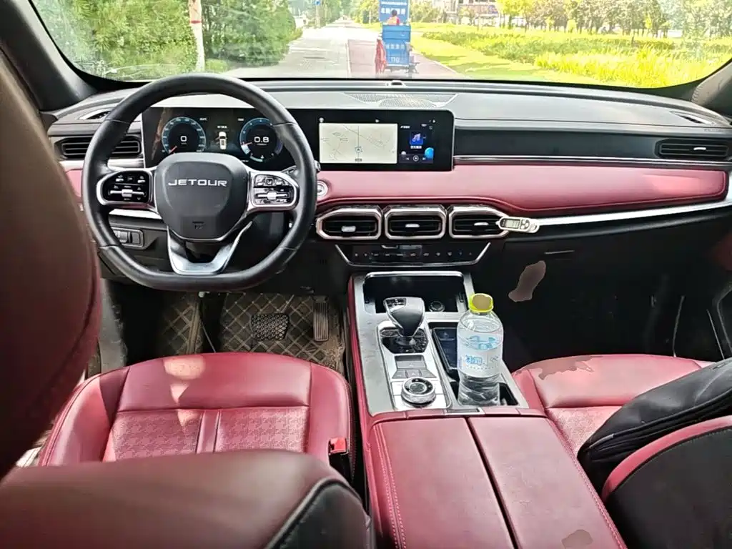 Jietu X70 PLUS 2025 Champion Edition 1.5T DCT Champion MAX+ 7 seats купить на сайте DeffCars