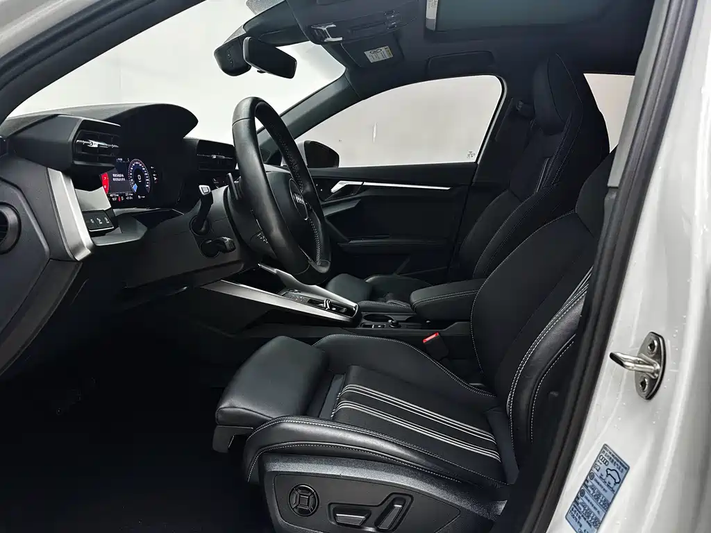 Audi A3 2022 A3L Limousine 35 TFSI Fashionable and Sporty купить на сайте DeffCars