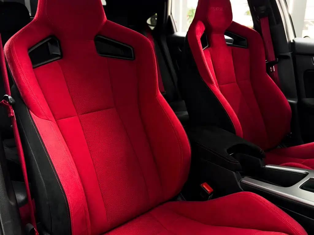 Civic (Imported) 2023 2.0T 420TURBO TYPE R купить на сайте DeffCars