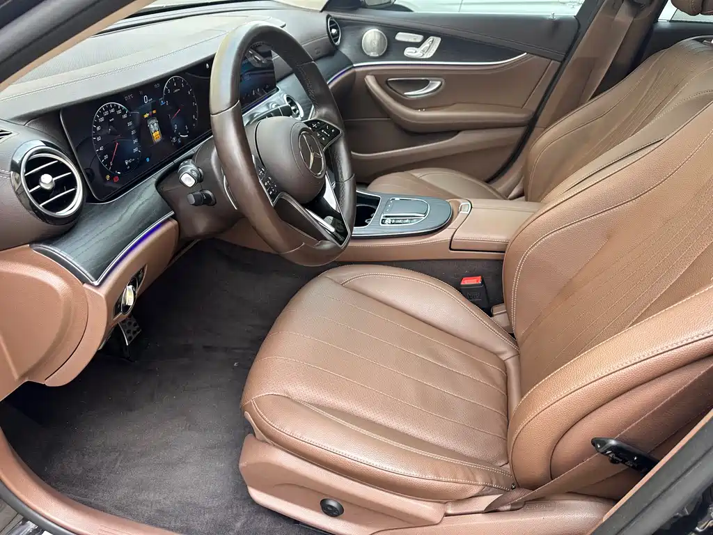 Mercedes-Benz E-Class 2023 E 300 L Luxury Model купить на сайте DeffCars