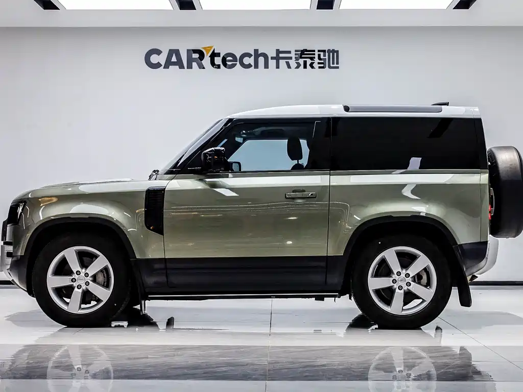 Land Rover Defender 2021 90 P400 Classic Reissue купить на сайте DeffCars