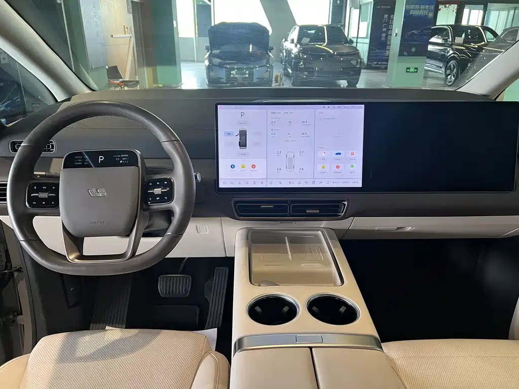 Ideal MEGA 2024 Ultra купить на сайте DeffCars