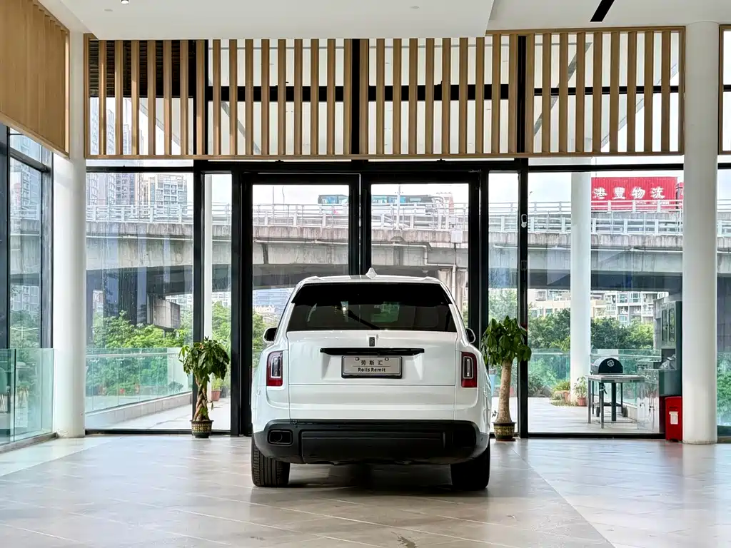 Cullinan 2018 Four Seater Edition купить на сайте DeffCars
