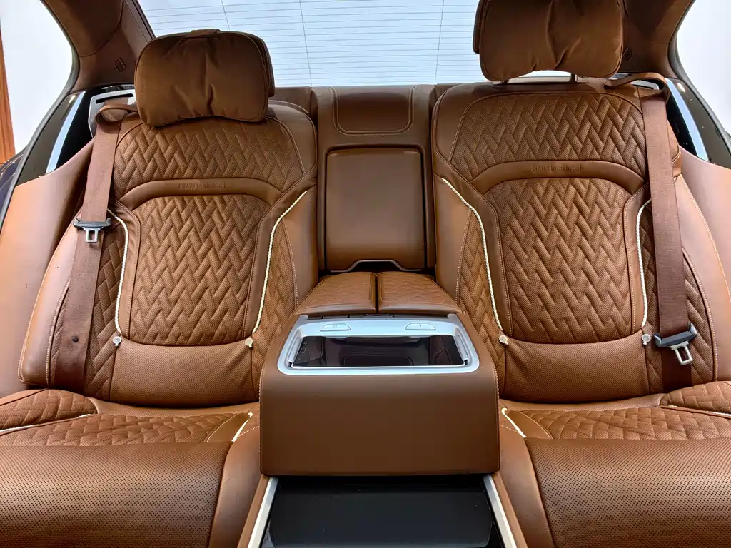 BMW 7 Series 2019 740Li xDrive Executive Luxury Package купить на сайте DeffCars
