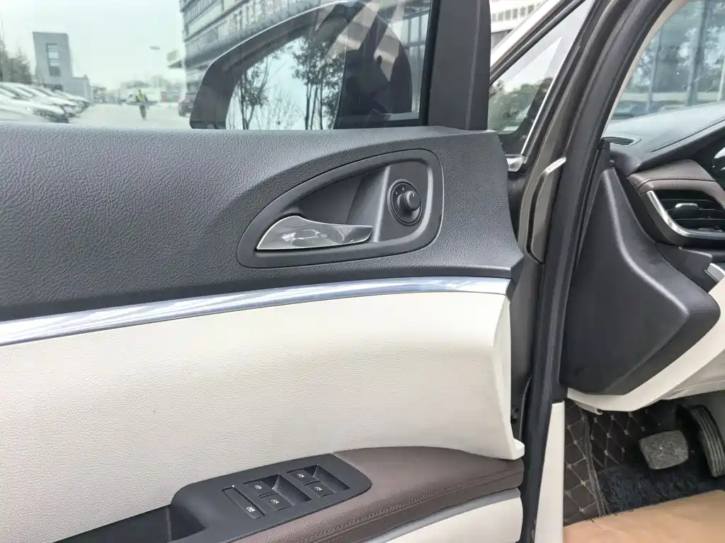 Buick GL8 2020 Land Business Class 652T Luxury купить на сайте DeffCars