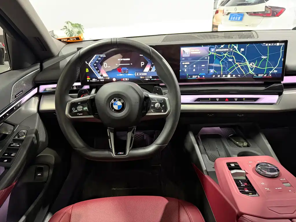 BMW 5 Series 2024 530Li Leading M Sports Package купить на сайте DeffCars