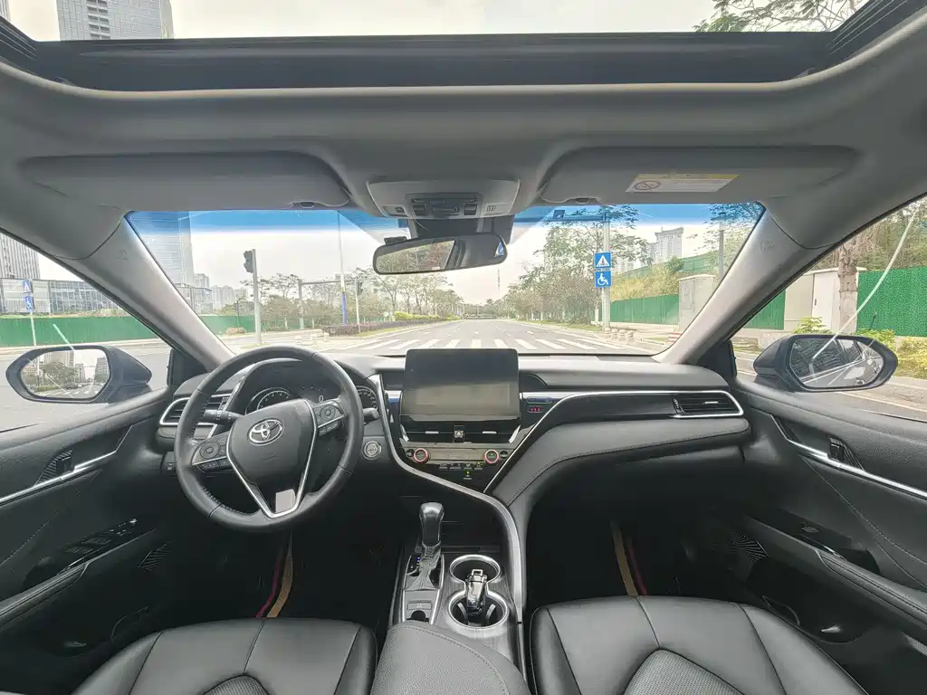 Camry 2021 2.0G Deluxe Edition купить на сайте DeffCars
