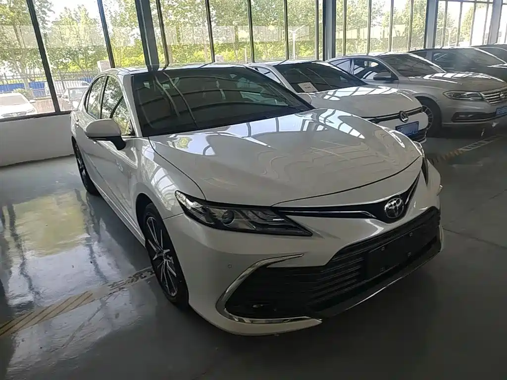 Camry 2021 2.5G Deluxe Edition купить на сайте DeffCars