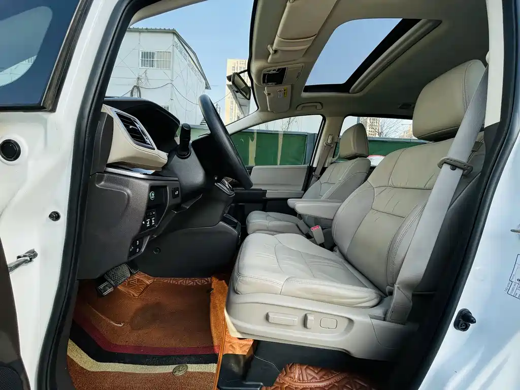 Odyssey 2017 2.4L Deluxe Edition купить на сайте DeffCars