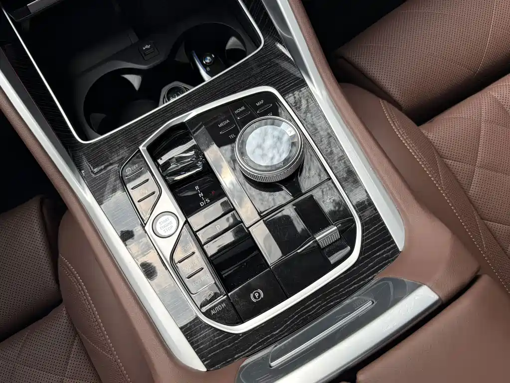 BMW X6 2023 xDrive40i Exclusive M Sports Package купить на сайте DeffCars