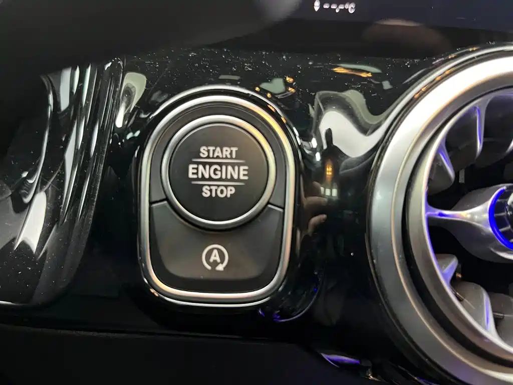 Mercedes-Benz GLA 2022 GLA 200 купить на сайте DeffCars