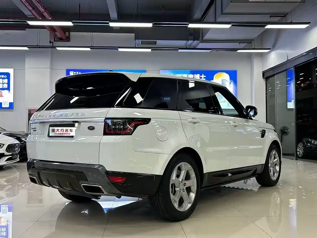 Range Rover Sport New Energy 2018 P400e купить на сайте DeffCars
