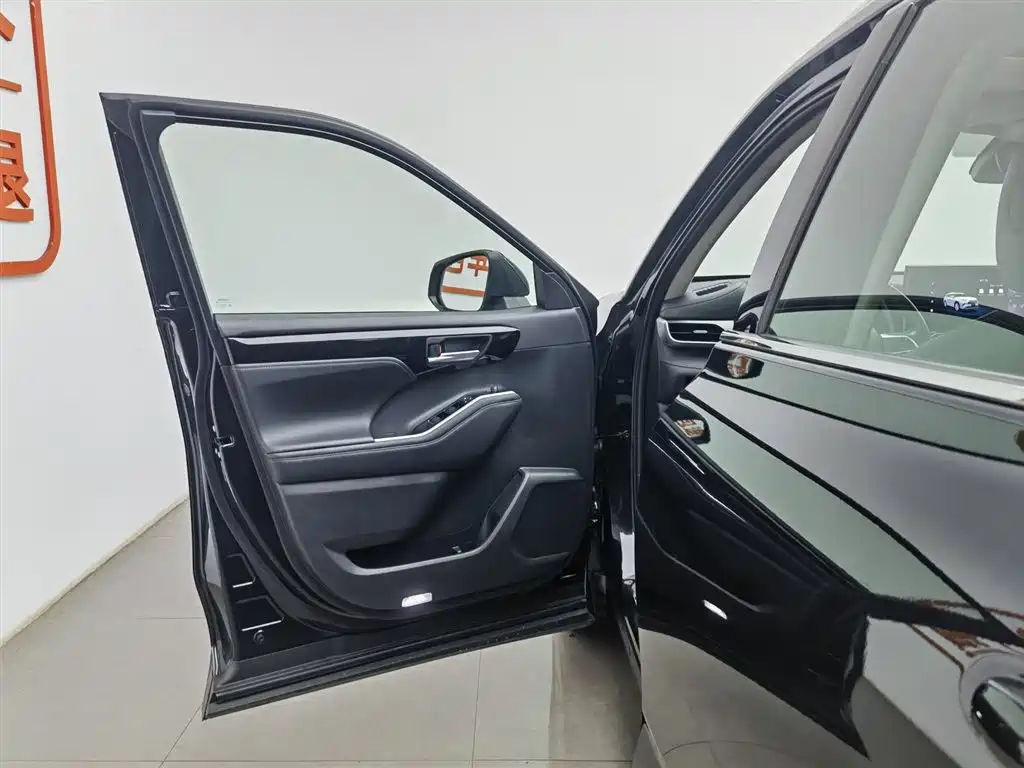 Highlander 2024 2.5L smart electric hybrid dual-engine four-wheel drive luxury version 7 seats купить на сайте DeffCars