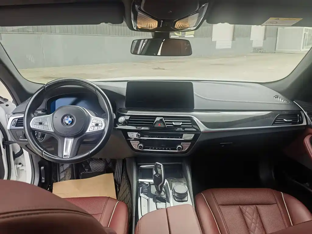 BMW 5 Series 2022 facelift 2 525Li M sports package купить на сайте DeffCars