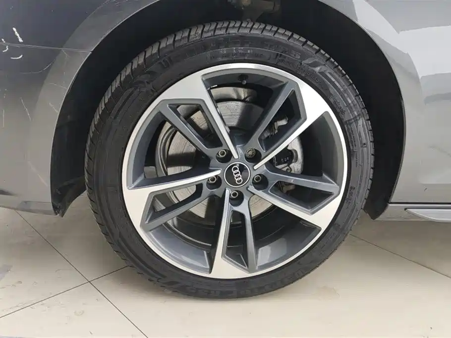 Audi A4L 2022 40 TFSI Fashionable and Dynamic купить на сайте DeffCars