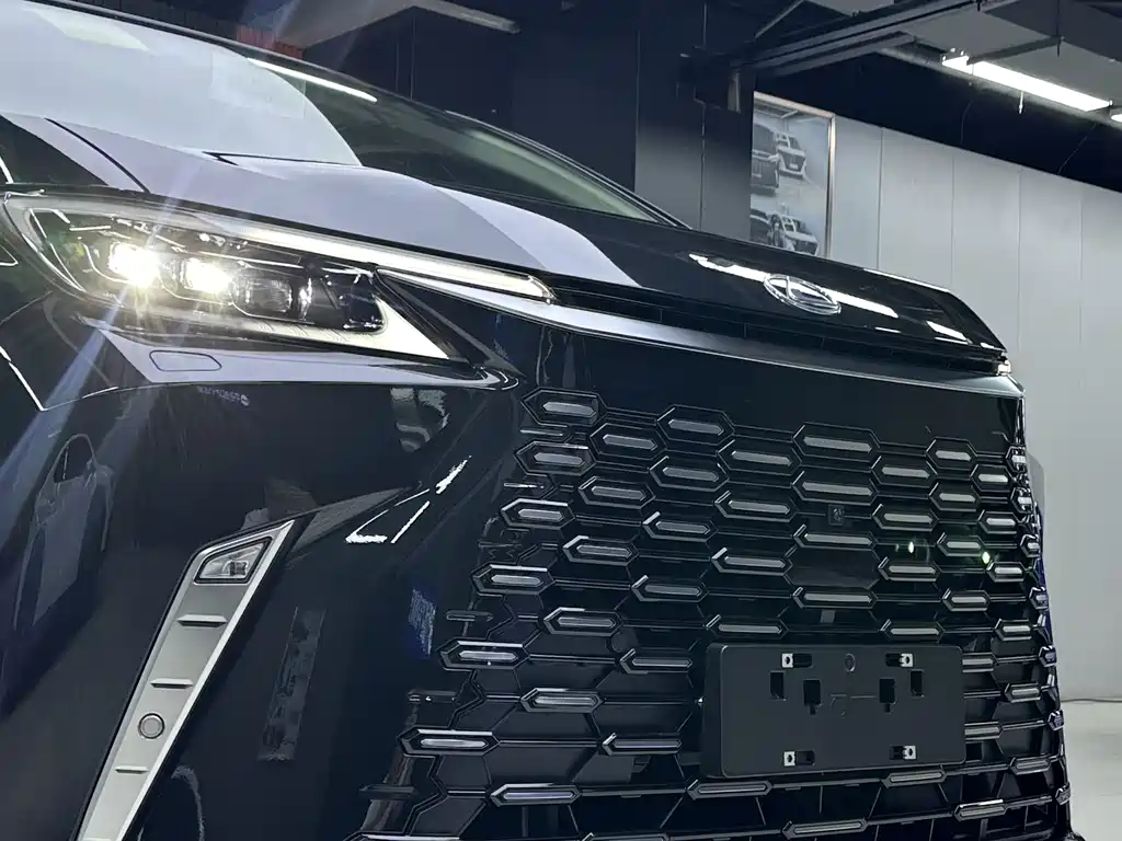 Lexus LM 2025 500h six-seater premium version купить на сайте DeffCars