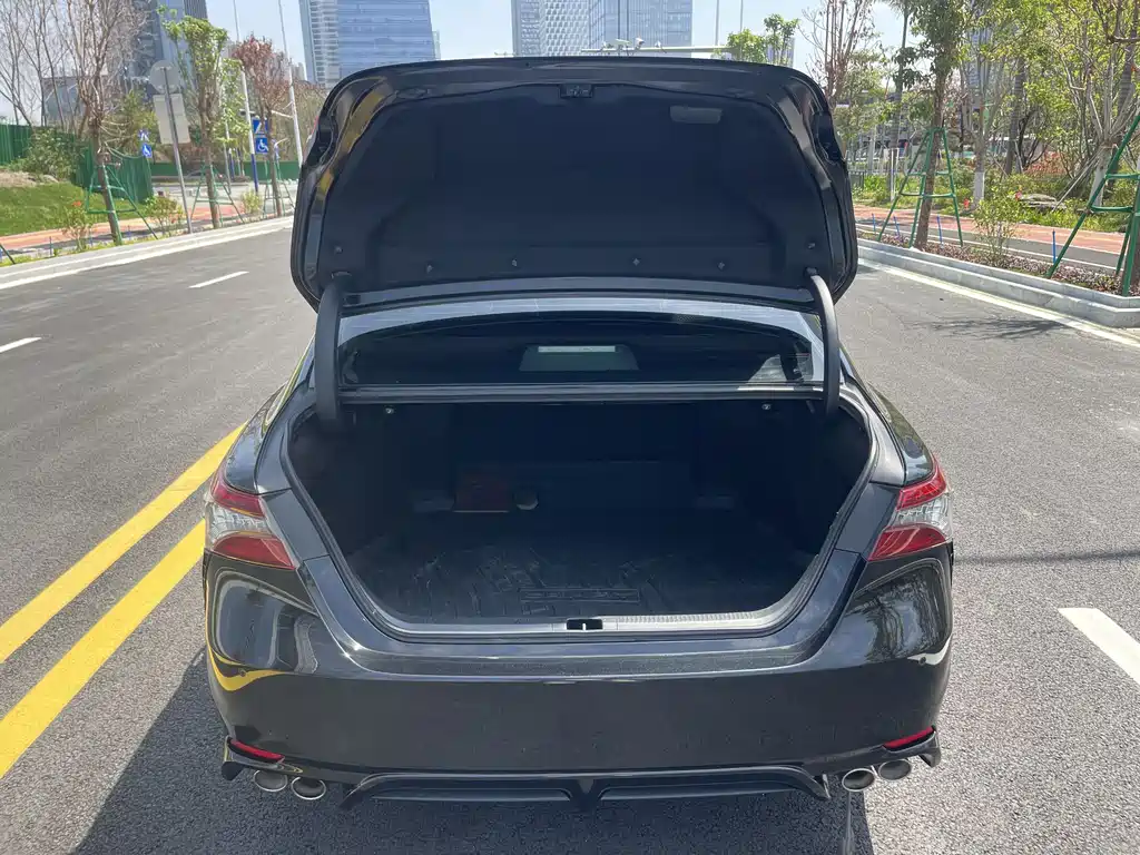 Camry 2022 2.0S Knight Edition купить на сайте DeffCars