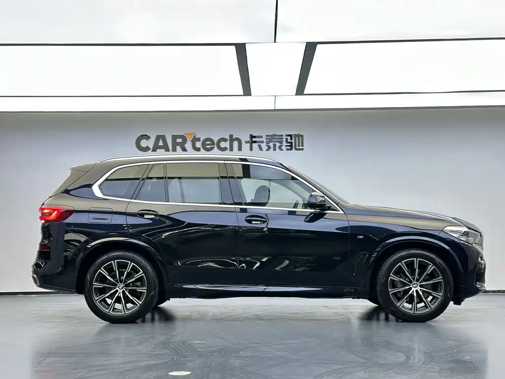 BMW X5 imported 2021 xDrive30i M sports package купить на сайте DeffCars