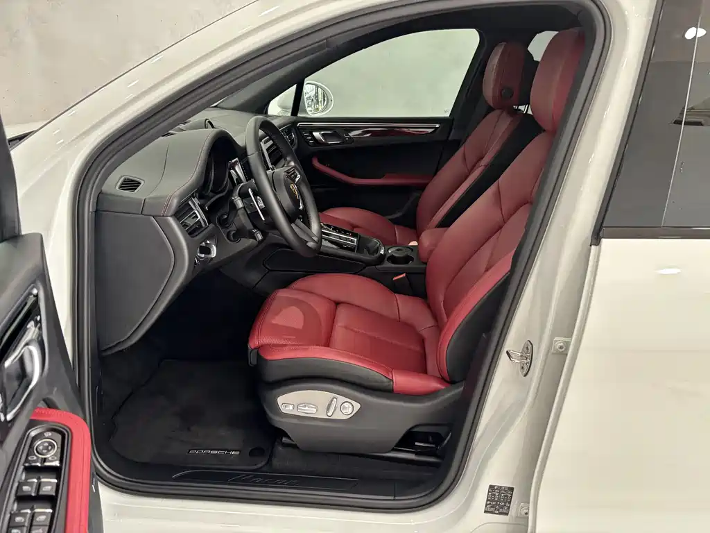 Macan 2022 Macan 2.0T купить на сайте DeffCars