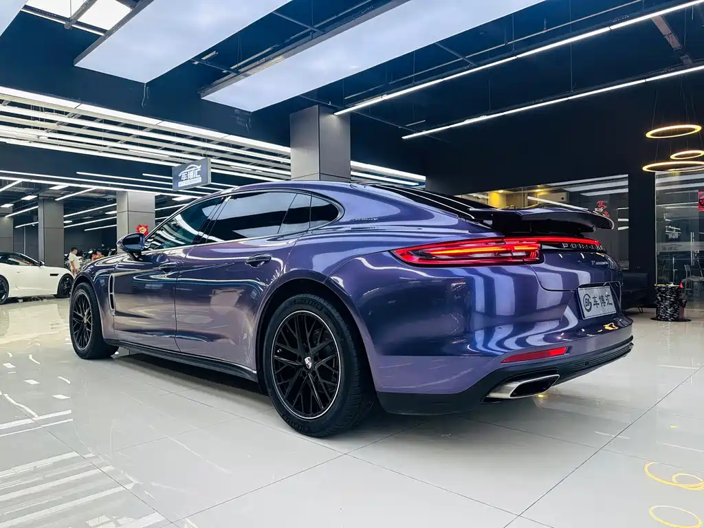 Panamera 2017 Panamera Executive Extended Edition 3.0T купить на сайте DeffCars