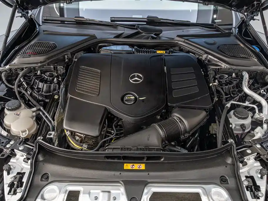 Mercedes-Benz E-Class 2025 E 300 L Luxury Model купить на сайте DeffCars