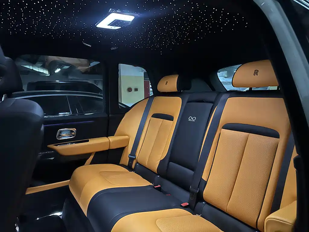 Cullinan 2024 Black Badge купить на сайте DeffCars