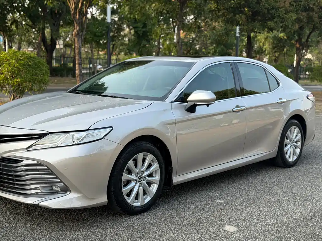 Camry 2019 2.0G Deluxe Edition National V купить на сайте DeffCars
