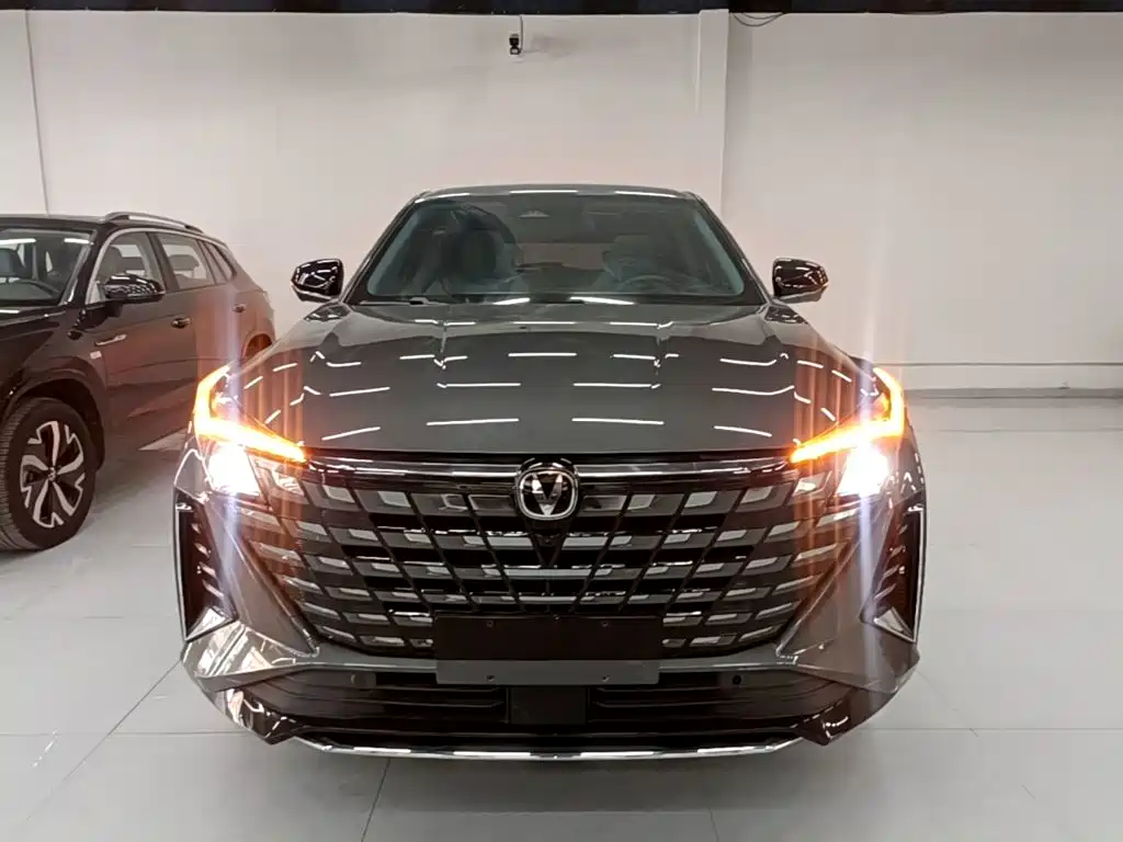 Changan UNI-Z 2025 1.5T luxury model купить на сайте DeffCars