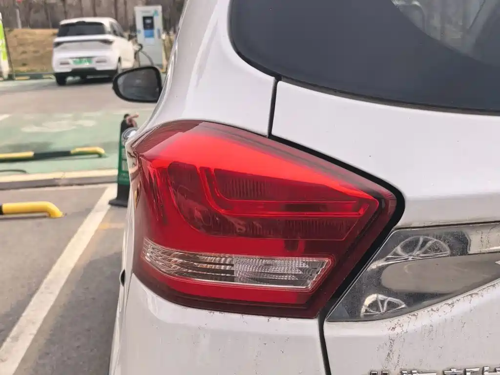 BAIC New Energy EC 2017 EC200 Smart Edition купить на сайте DeffCars