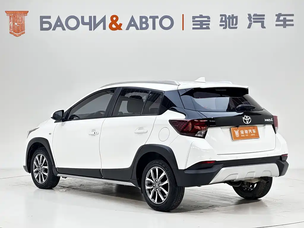 Yaris L Zhixuan 2022 Dazzling X 1.5L CVT Deluxe Plus Edition купить на сайте DeffCars